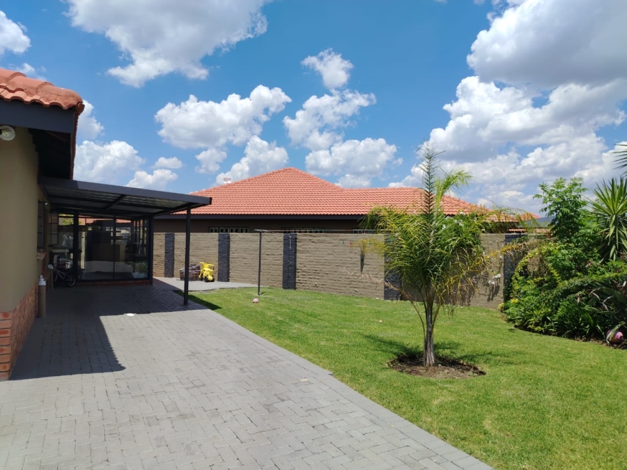 3 Bedroom Property for Sale in Waterkloof A H North West